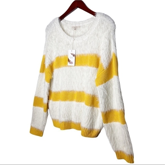 CHELSEA & VIOLET NWT Eyelash Knit Striped Sweater Size XL in Yellow and Cream - Picture 4 of 15